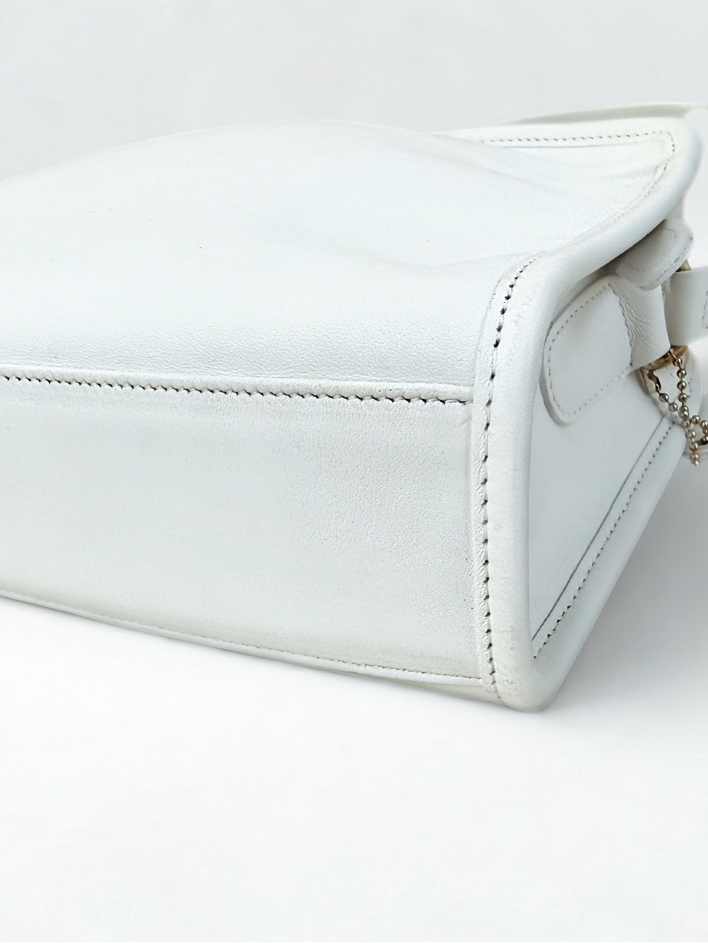 IMMACULATE Vintage COACH Metropolis 9087 Bright White Leather Bag & Dust Bag - Picture 4 of 10